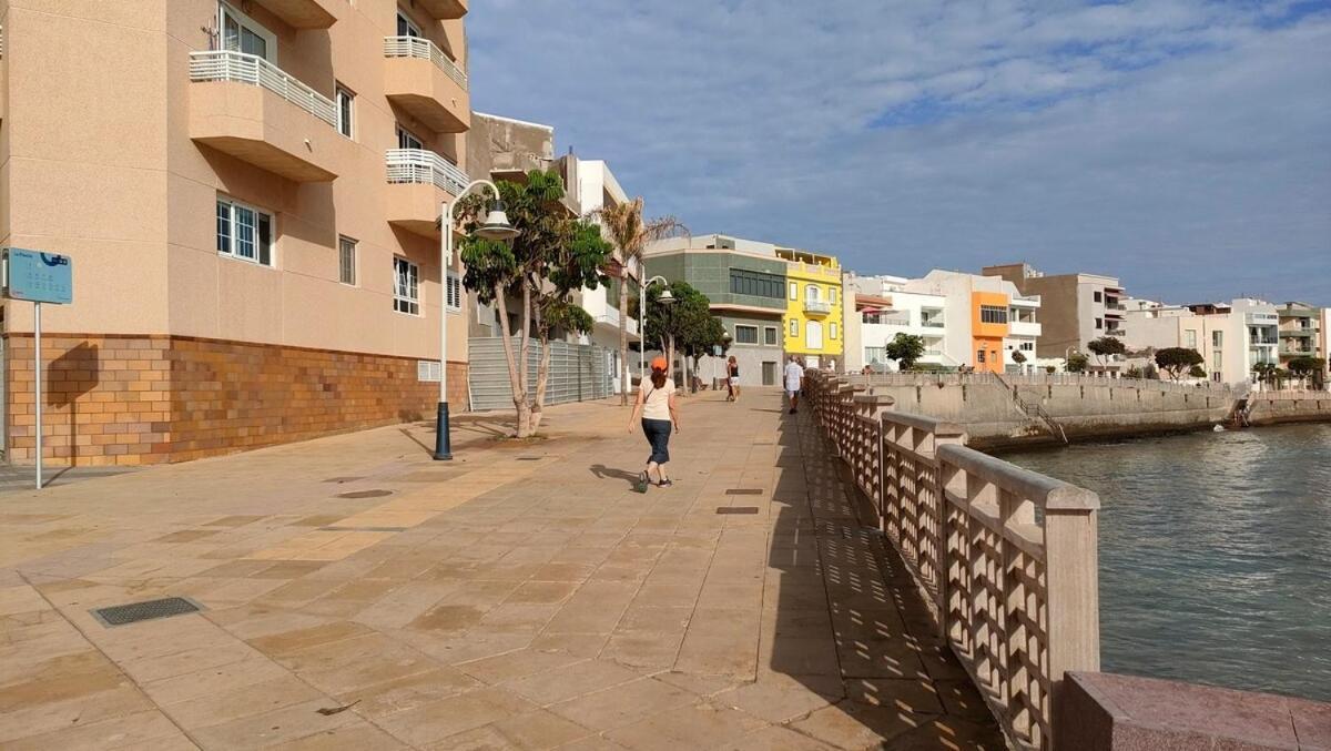 Sunny Winter Arinaga Apartment Ngoại thất bức ảnh